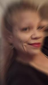 Ann Deleon's Instagram, Twitter & Facebook