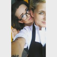 Mara Barrett (@mara_barrett)