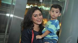People who liked thalita latief's feet, also liked Dibantu Suami Thalita Latief Sukses Turunkan Berat Badan Showbiz Liputan6 Com