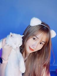 Sau 2 năm 'gây bão', 'cô vợ quốc dân' Tiểu Hý lộ giao diện lạ lẫm