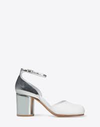 Widest selection of new season & sale only at lyst.com. Maison Margiela Tabi Heels Sandals Women Maison Margiela Store