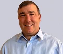 Genevieve Wallace's Instagram, Twitter & Facebook