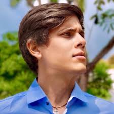 Adrian Barros (@adrianbarrosd)