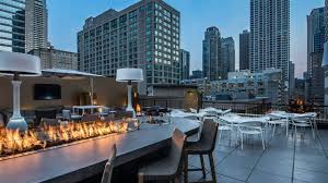 We found 20 chicago rooftop bars for doing just that. The Best Rooftop Restaurants In Chicago February 2020 Opentable