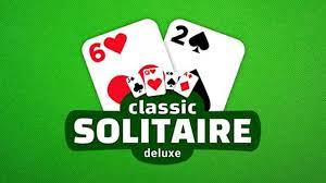 There are numerous variations of solitaire that are usually played by one individual. Classic Solitaire Deluxe Juego Online Juega Ahora Clavejuegos Com