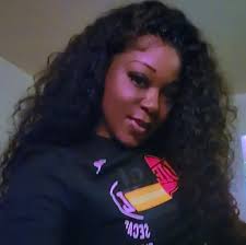 If you're a woman who supports other women, hey boo let's be friends 🥰🌸