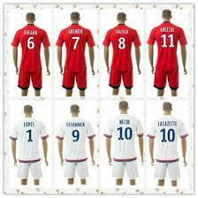 The new home kit remained broadly the same as the previous season. Top Grade 2015 2016 Uniforms Kit Lyon Fofana Grenier Tolisso Beauvue Lacazette Red White Soccer Jersey Full Shirt Jersey T Shirt Shirt Leopardshirt Holister Aliexpress