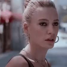 Serenay Sarikaya Serenays GIF