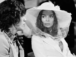 Help us build our profile of mick jagger! Why Bianca And Mick Jagger S Marriage Ended On Their Wedding Day 9honey