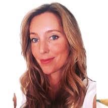 Amy Rook's Instagram, Twitter & Facebook