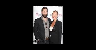 Et pour cause, en avril dernier, l'ex izzie stevens de « grey's anatomy » confiait au magazine « bild » que son aînée avait mis du temps à tisser des liens étroits avec elle. Katherine Heigl Lumineuse Pour Celebrer Le Mariage Gay Premiere Fr