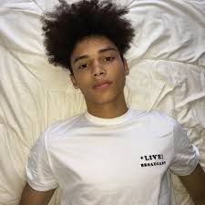 Jay z has a general preference for light skinned women, however he differs as he never demeaned dark skin women. 39 Light Skin Boys Ideas Light Skin Boys Light Skin Boys With Curly Hair