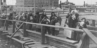 Maddalena tirabassi ha studiato in italia e negli stati uniti, fulbright presso l'university of minnesota. Immigrati Italiani Cosa Accadeva Ieri Negli Stati Uniti Roba Da Donne