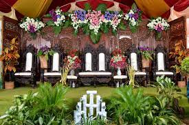 Wedding stage wedding ceremony wedding venues reception flower decorations wedding decorations table decorations luxury. Pernikahan Photos Free Royalty Free Stock Photos From Dreamstime