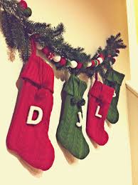 Maybe you've got no fireplace mantle, but surely you've got a door somewhere. Pin By Juan Medina On For The Home Hanging Christmas Stockings Christmas Stockings Christmas Stockings Diy