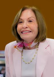 Lesley Morrow's Instagram, Twitter & Facebook