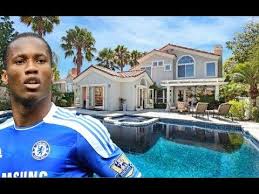 10 Maisons De Footballeurs Les Plus Luxueuses Davidfaitdestops Youtube Musculation Fessier Maisons Luxueuses Maison