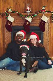 Holiday Christmas Family Photo Ideas At Home By The Fireplace Family Christmas Pictures Christmas Family Photos Winter Family Photography