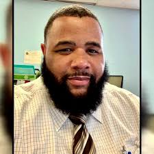 "He just had a big heart": Community grieves the loss of Dunbar Assistant  Principal