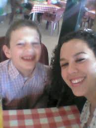 Desiree Camacho Diaz (@Desihinojos)