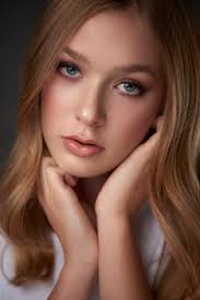 Outdoor portrait Marissa