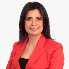 Pandemiden tam bir yıl önce işten çıkarılan ,Banka Operasyoncusu ,44  yaşında bir kadın olarak uzun süredir kendim için bu kadar mutlu  olmamıştım.Bugün Anadolu Üniversitesi Muhasebe ve Finans…