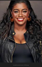 All the Queen's Men" Looking at Trouble (TV Episode 2021)