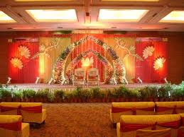 Wedding Planning If You Are On Low Budget So Don T Trouble And Come With U Hindu Wedding Decorations Wedding Car Decorations Wedding Decorations On A Budget