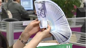 Jul 01, 2021 · 記者吳瀛洲∕新北報導 為協助應屆畢業青年順利接軌職場，新北市府勞工局續推「應屆畢業青年初次尋職就業服務二點0」，設籍新北市十八歲至廿九歲的應屆畢業生，提供個人化就業輔導服務，最高補助一萬五千元尋職津貼，七月一日起歡迎新北青年朋友提出申請。 勞工局長陳瑞嘉表示，新北市. è£œåŠ©å†åŠ ç¢¼ æ±‚è·é'å¹´æ¯æœˆé ˜1è¬ç¬¦åˆé€™æ¢ä»¶å†é ˜3è¬ æ±æ£®æ–°èž