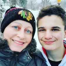 Hockey Mom Sher (@shertali)