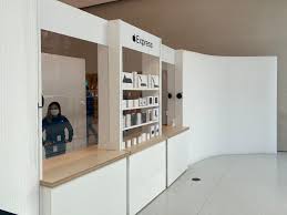 With over 1500 tracks, choosing where to begin in breethe: Apple Expanding Express Storefronts For Holiday Shopping Iphone 12 Launch