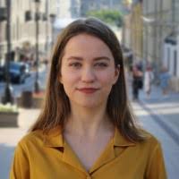 900+ “Julia *” profili