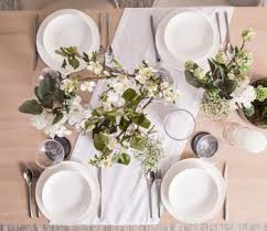 Eine schöne hochzeitsdeko sorgt dafür, dass sich die gäste am tisch wohlfühlen. Bezaubernde Tischdeko Zur Hochzeit Unsere Top 11 Mustertische