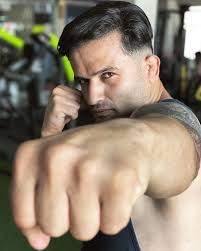 ننگ بر سربازی باد که در پایان جنگ، خشابش پر باشد! #massalian_kemp👊🏼  #massalian_kemp #masal #talesh #boxing #saeednourimassal #kickboxing  #muaythai #mma #sambo #iran #سعید_نوری_ماسال #ماسال #تالش #تالشی  #سرزمین_تالش #گیلان #گیلانی #ایران #بوکس #مبارزه #