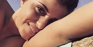 Eva Casano updated her cover photo.