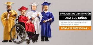Realiza los arreglos necesarios para que la tela se resbale cómodamente sobre coloca el birrete y borla sobre tu cabeza. Venta De Togas Y Birretes De Graduacion De Universidad Y Secundaria Graduacion