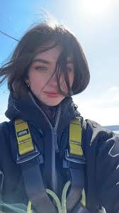 Eliza Blum's Instagram, Twitter & Facebook