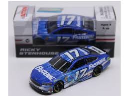 Nascar shop has the best selection of nascar diecasts available in a variety of styles and sizes so you can commemorate every. Nascar 2018 Diecast Online Shopping