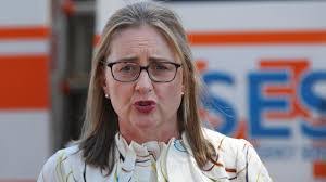 Lorne Crawford's Instagram, Twitter & Facebook