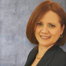 Nuestra estudiante Janet Vélez el pasado mes de octubre se convirtió en  Corredora de Bienes Raíces, muy orgullosos de nuestros alumnos. Mucho éxito!