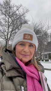 Doorknocking! Making buyer/seller connections!