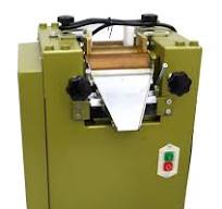 INTSUPERMAI Electric Pigment Grinding Machine Three Roll Mill Machine  Yellow 220V