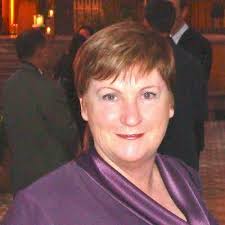 Faye Assee (@ouropenheart)