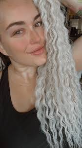 Jillian Squires's Instagram, Twitter & Facebook