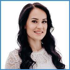 Bianca Huggins's Instagram, Twitter & Facebook