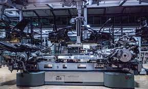 フォルクスワーゲン工場の作業員 ロボットに殺害される wired jp フォルクスワーゲン 工場 ロボット