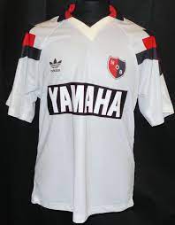 Autumn and andy newell are currently living in aceh, north sumatra, indonesia. Newells Old Boys Weg Fussball Trikots 1993 1994
