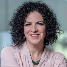 Silvia Davalos's Instagram, Twitter & Facebook