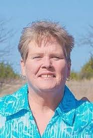 Dena Ramsey's Instagram, Twitter & Facebook