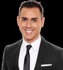 Roberto Miele's Instagram, Twitter & Facebook